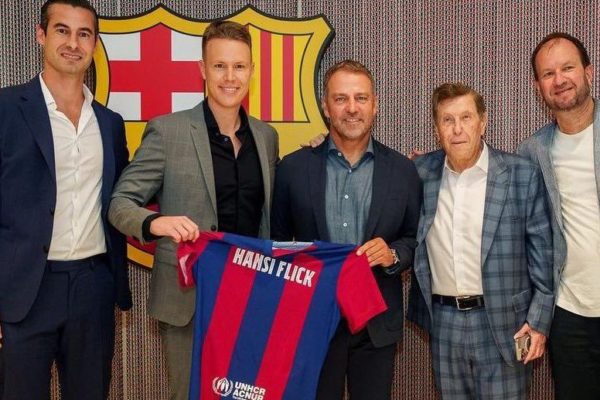 Hansi Flick Signs Contract with Barcelona – Announcement Delayed