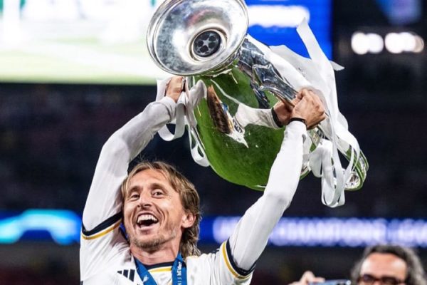 Real Madrid to Sign New Deal With Luka Modrić