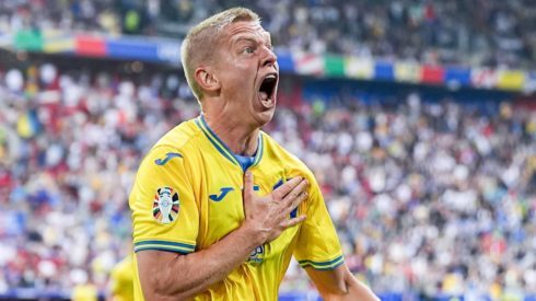 Ukraine's Yaremchuk Seals Crucial 2-1 Victory Over Slovakia in Euro 2024 Group E Match"