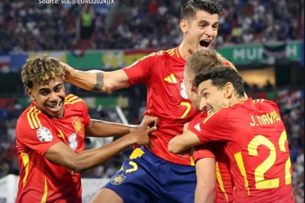 Spain National Team Edges France 2-1 in Euro 2024 Thriller: Yamal and Olmo Shine