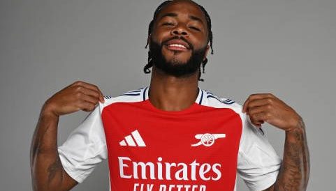 Raheem Sterling Joins Arsenal on Loan in a Sensational Deadline Day Transfer