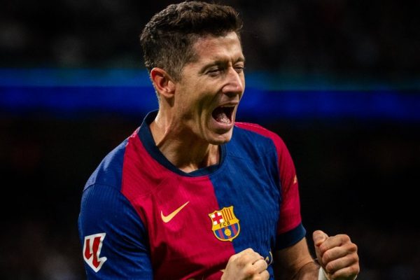 Lewandowski’s Double Strike Powers Barcelona to El Clasico Victory