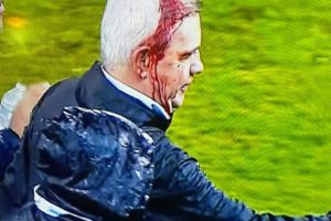 Mexico Coach Javier Aguirre Struck with Beer Can After Honduras Defeat