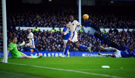 Chelsea Miss Chance to Go Top at Everton with Goalless Draw at Everton