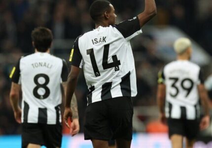 Alexander Isak Shines as Newcastle Downs 10-Man Aston Villa to Move Fifth