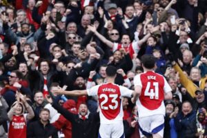 Arsenal Edge Chelsea in Tight London Derby to Bolster Champions League Hopes