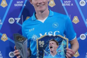 NAPOLI HERO SCOTT MCTOMINAY WINS SERIE A MVP AWARD