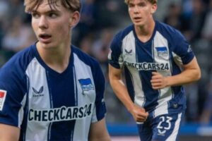 FC Bayern Munich Edge Barcelona in Race for 16-Year-Old German Wonderkid