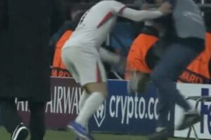 Neto Pushes Ball Boy During Chelsea’s 5–2 Defeat to PSG as Late-Game Frustration Boils Over