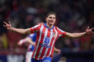 Julian Alvarez Reportedly Wants Atletico Madrid Exit Amid Barcelona Interest