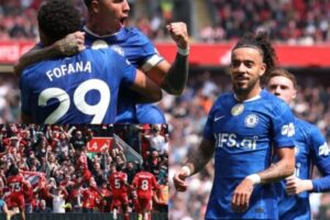 Liverpool Booed as Chelsea Fight Back in Entertaining Anfield Stalemate