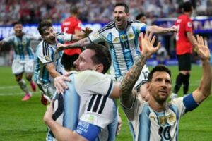 Argentina's Comeback: The Football Gods Clearly Enjoy Last-Minute Plot Twists