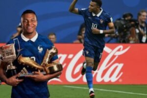 KYLIAN MBAPPÉ GRABS GOLDEN BOOT AGAIN: FOOTBALL WORLD DECLARES “GOAL MACHINE” OFFICIALLY OUT OF CONTROL