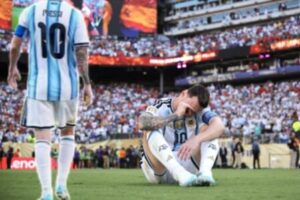 Messi Thanks Argentina Fans Despite Painful Final Loss