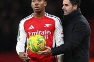 Arteta Warns Arsenal: Defending the Crown Means Surviving the Hunters
