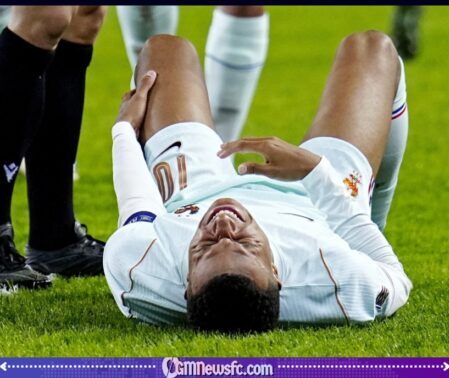Mbappé Scores France to Victory, Then His Knee Joins the Substitution List in Zidane’s Debut